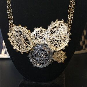 Vintage Elegant Gold and Silver Wire Necklace